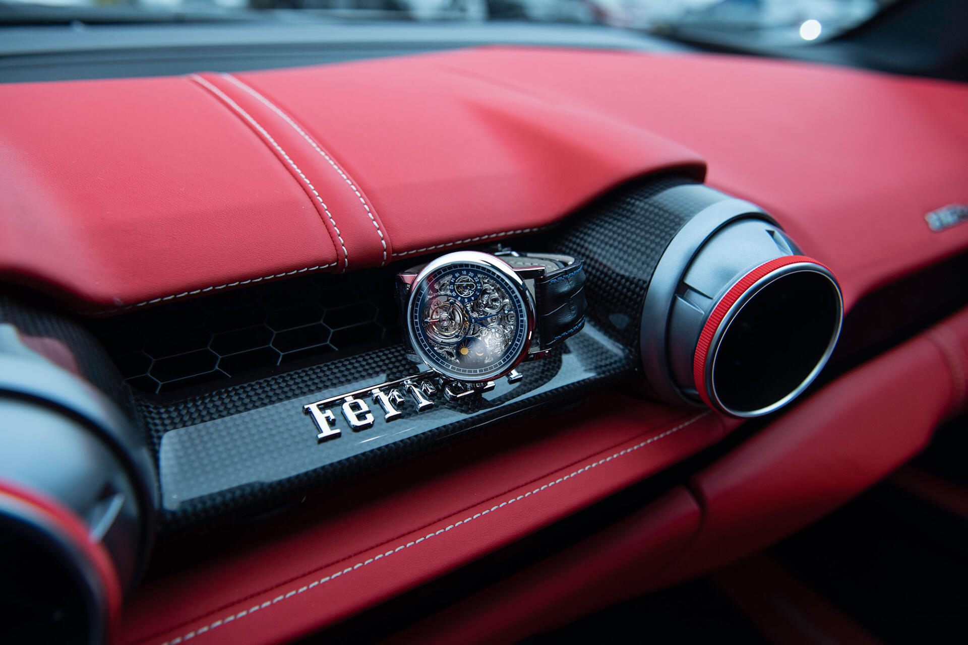 Prometheus Ferrari F812